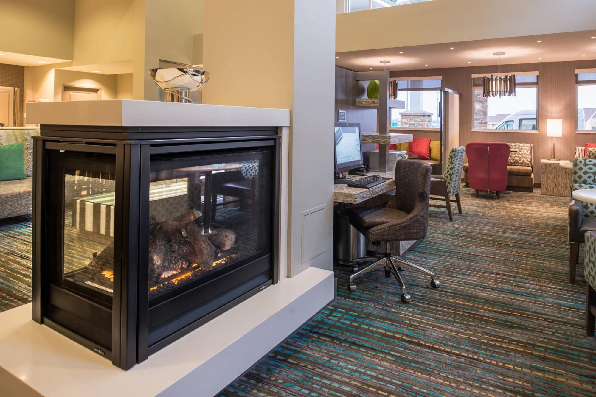 Residence Inn By Marriott St. Louis Westport Maryland Heights Exterior photo