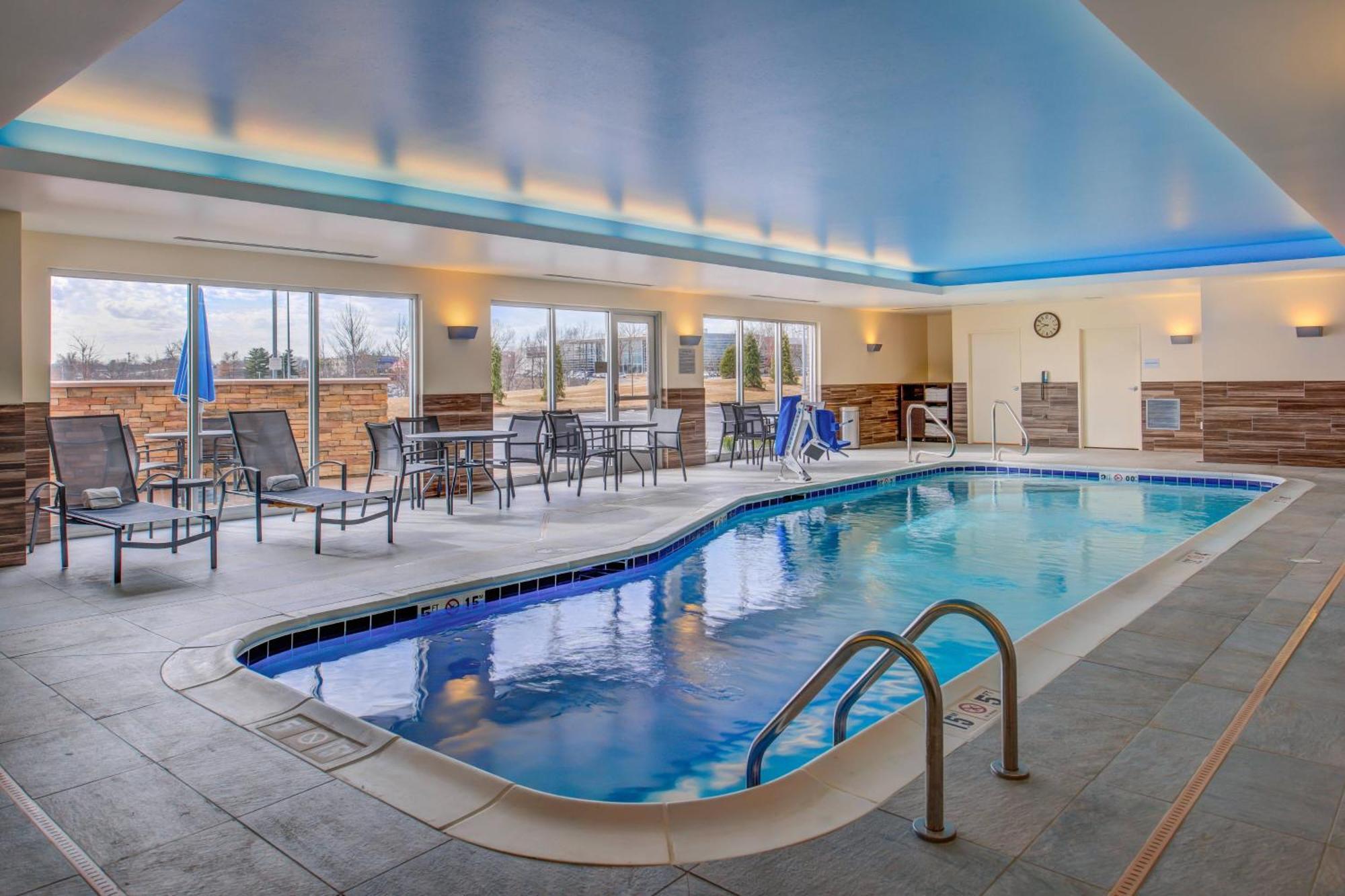 Residence Inn By Marriott St. Louis Westport Maryland Heights Exterior photo
